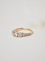 Load image into Gallery viewer, Vintage Anniversary Ring
