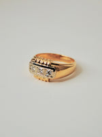 Load image into Gallery viewer, Vintage Men&#39;s Ring
