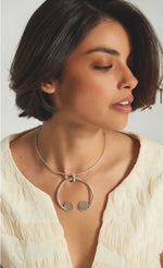 Load image into Gallery viewer, Voluta Choker
