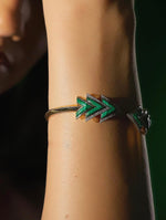 Load image into Gallery viewer, Summit Bangle
