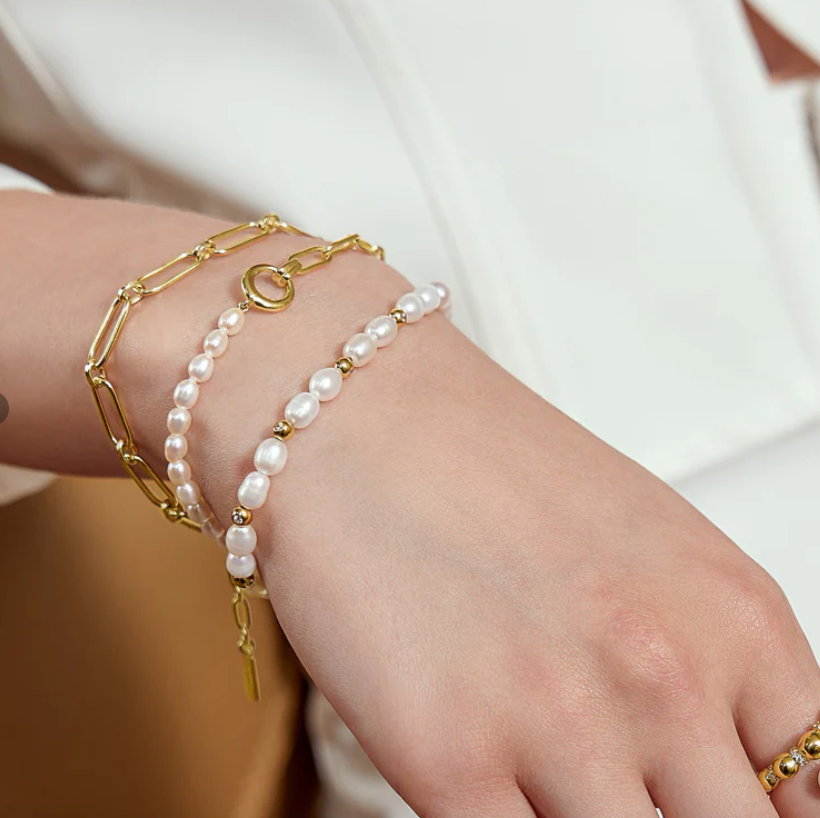 Gold Freshwater Pearl and White Cubic Zirconia Bezel Set Bracelet