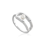 Load image into Gallery viewer, Silver Pearl Sparkle Interlock Ring

