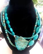 Load image into Gallery viewer, Blue Turquoise Necklace - Short
