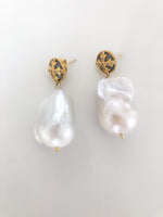 Load image into Gallery viewer, Robin Earrings - Short
