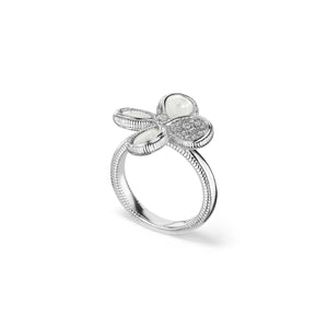 Flower Ring with Mother of Pearl and Diamonds